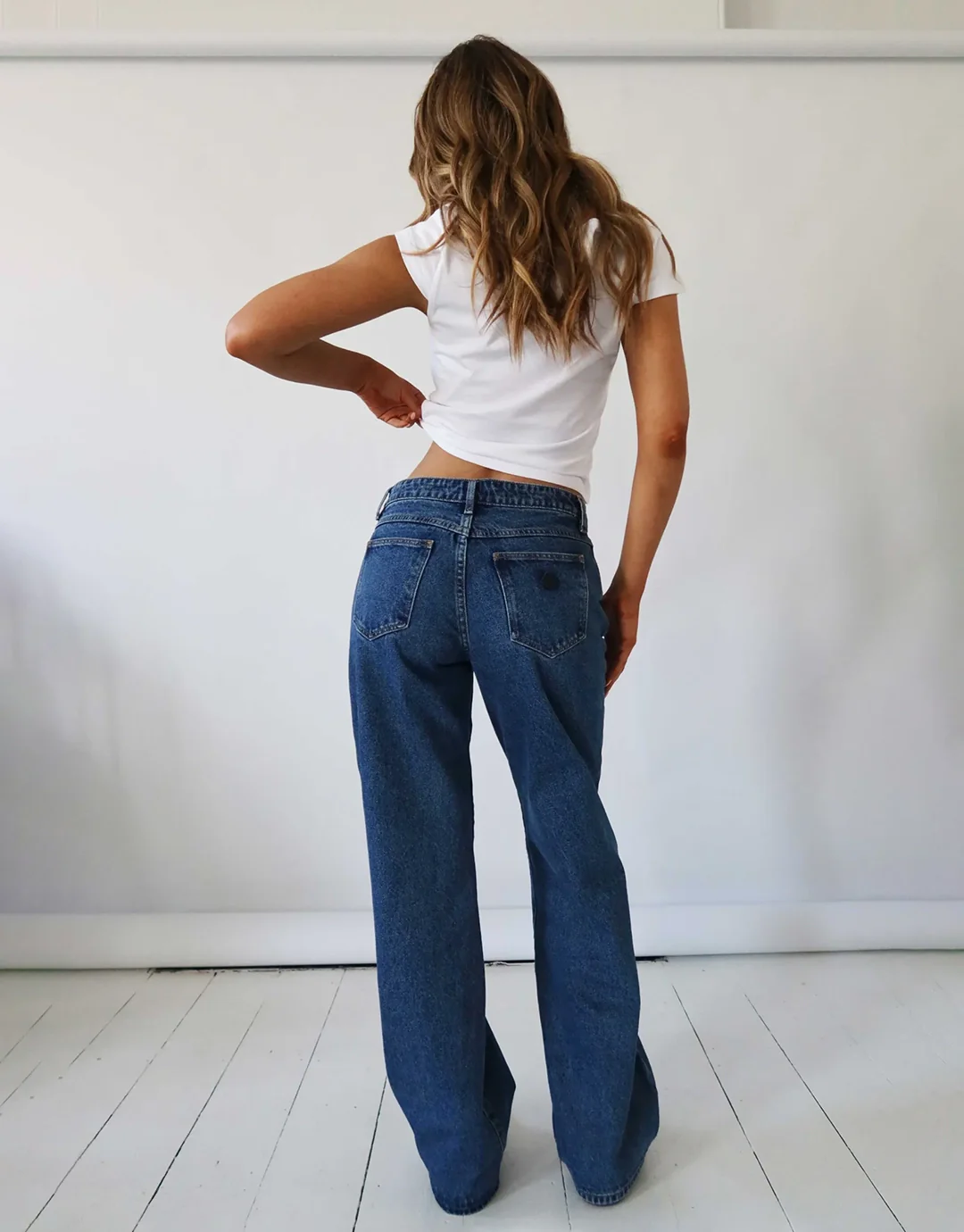 95 Bella Baggy Jeans - Mid Blue - Image 3