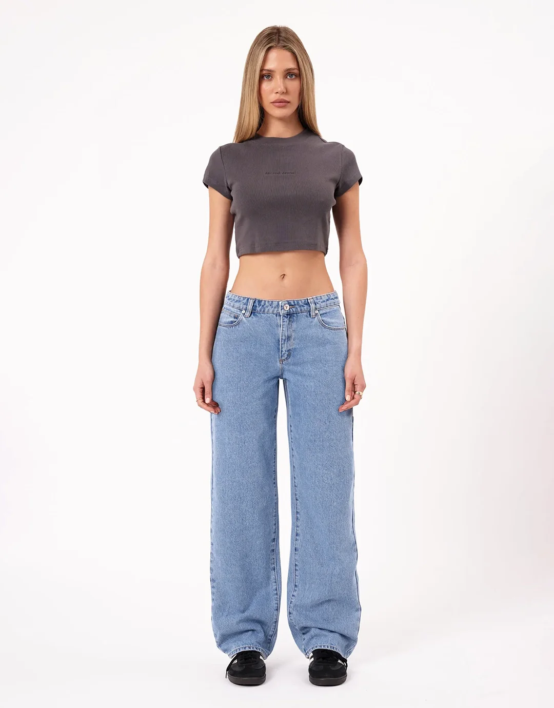 99 Mid Baggy Gigi Jeans - Mid Blue - Image 2