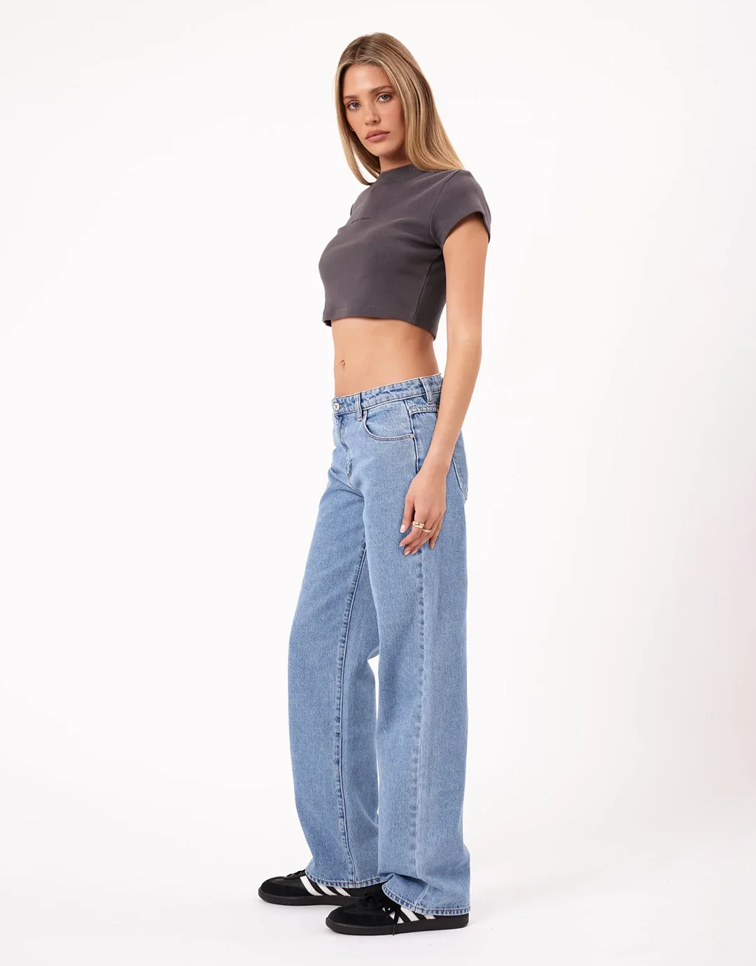 99 Mid Baggy Gigi Jeans - Mid Blue - Image 3