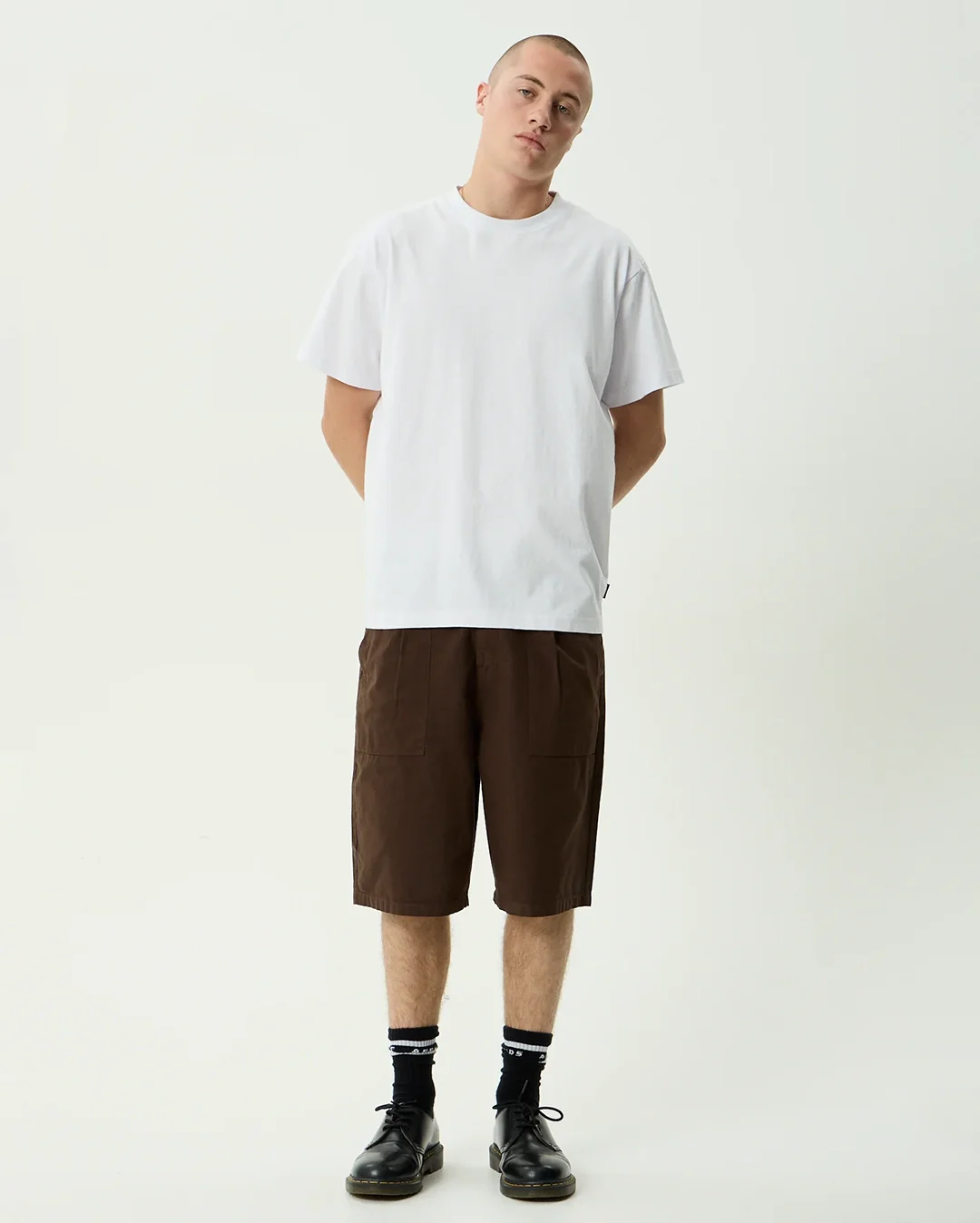 Glider 22" Pleated Shorts - Coffee - Image 2