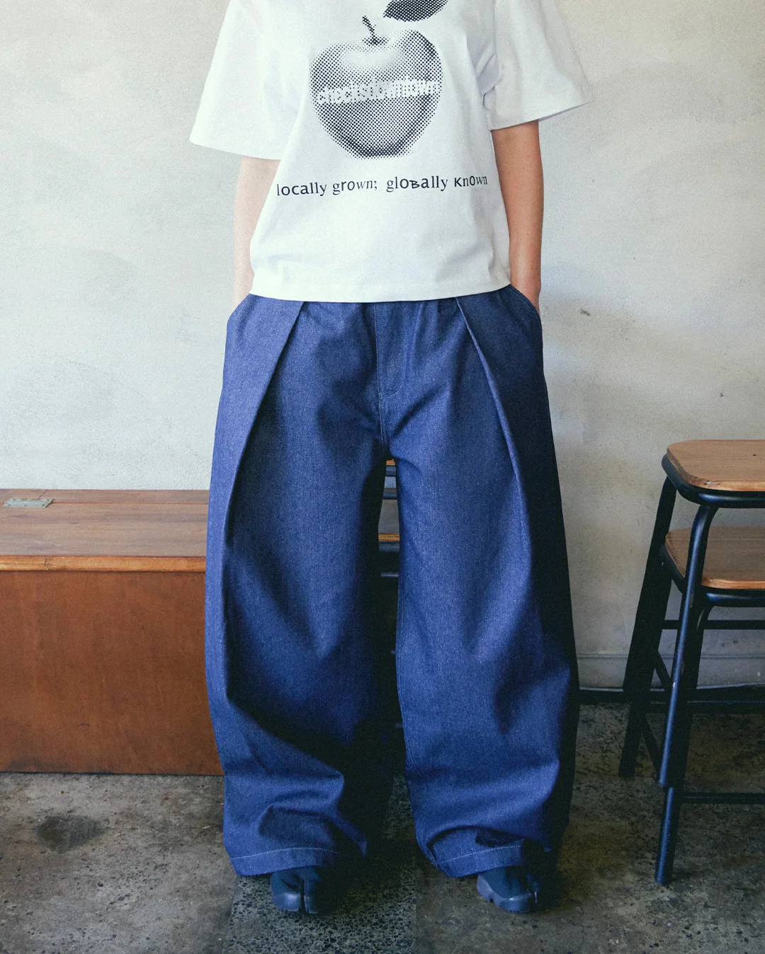 Hakama Pleated Pants - Indigo Denim - Image 4
