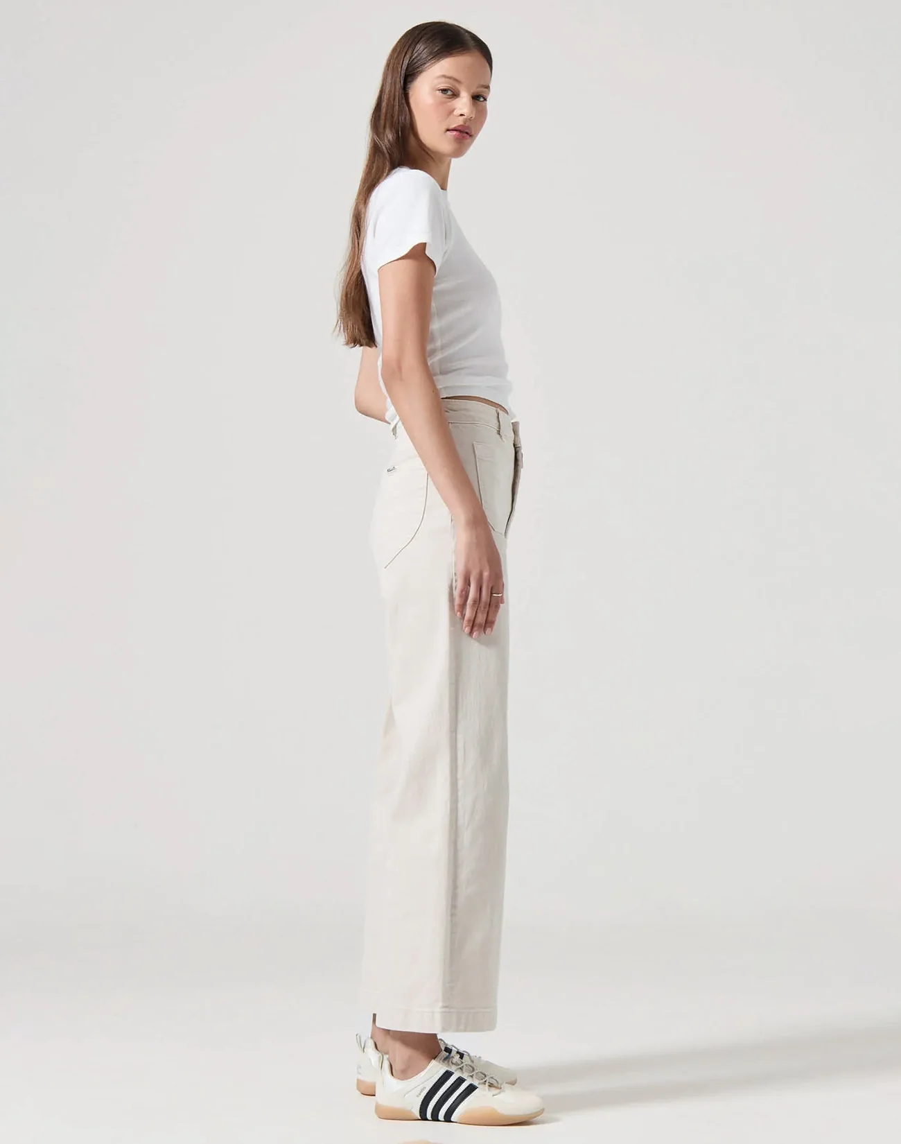 Classic T-Shirt - Vintage White - Image 3