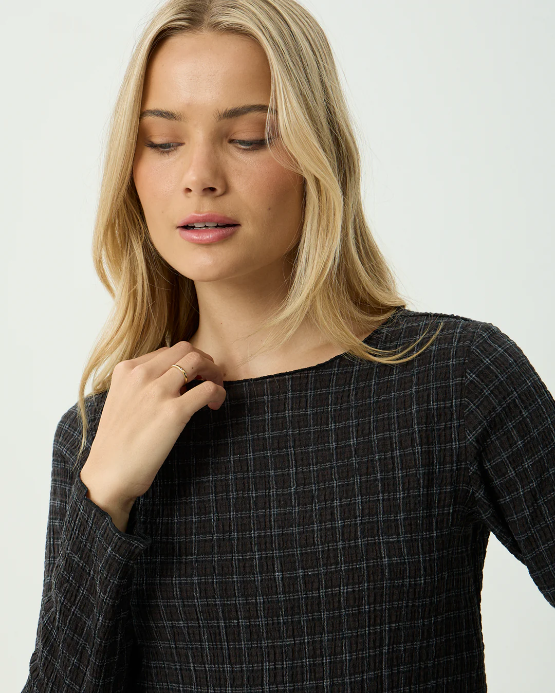 Focus - Seersucker Long Sleeve Top - Black - Image 6