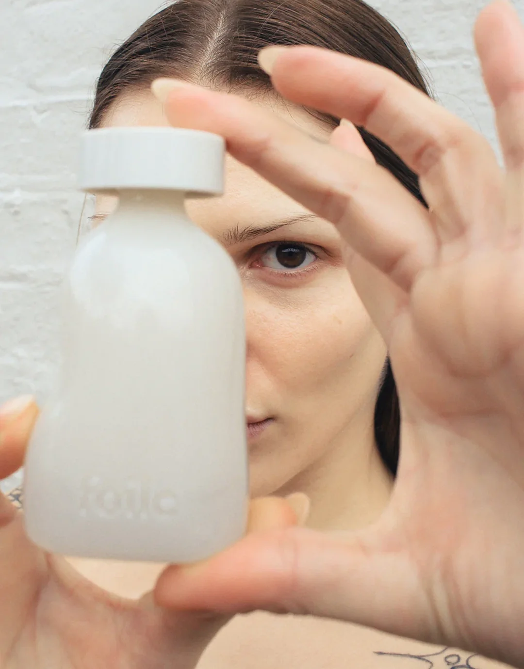 Milky Emulsion Cleanser 50ml - White - Image 4