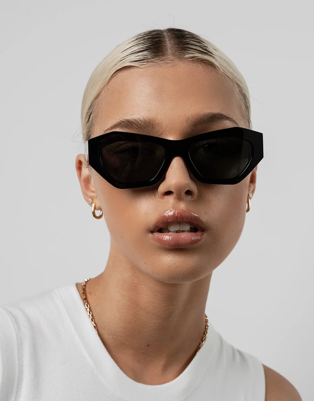 Emily Sunglasses - Black - Image 2