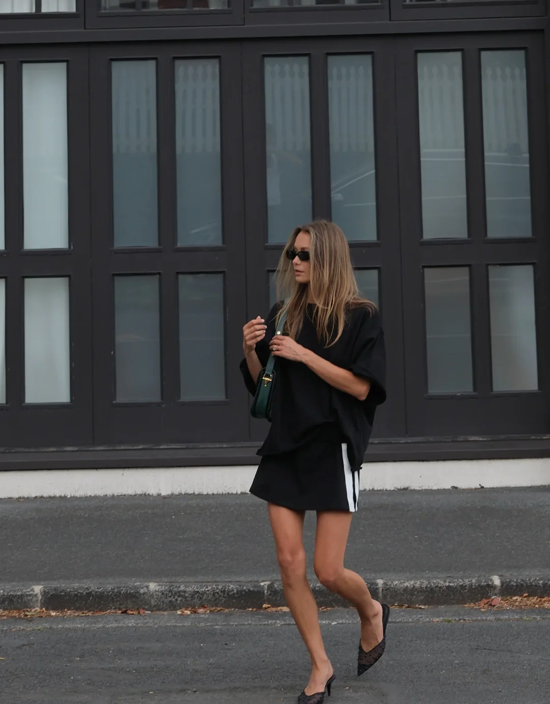 The Mason Tee - Black - Image 3