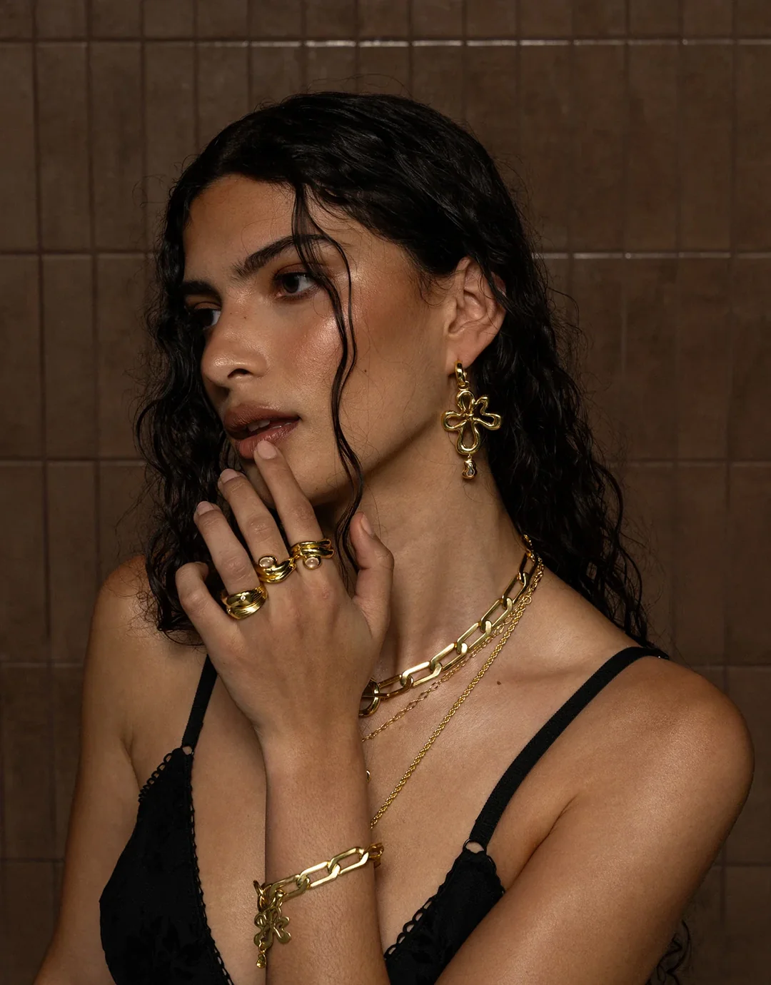 Mila Ring - Gold - Image 3