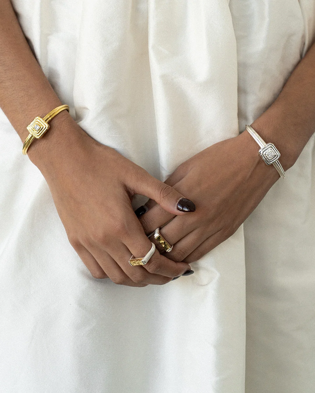 Nisha Ring - Mixed Metal - Image 3