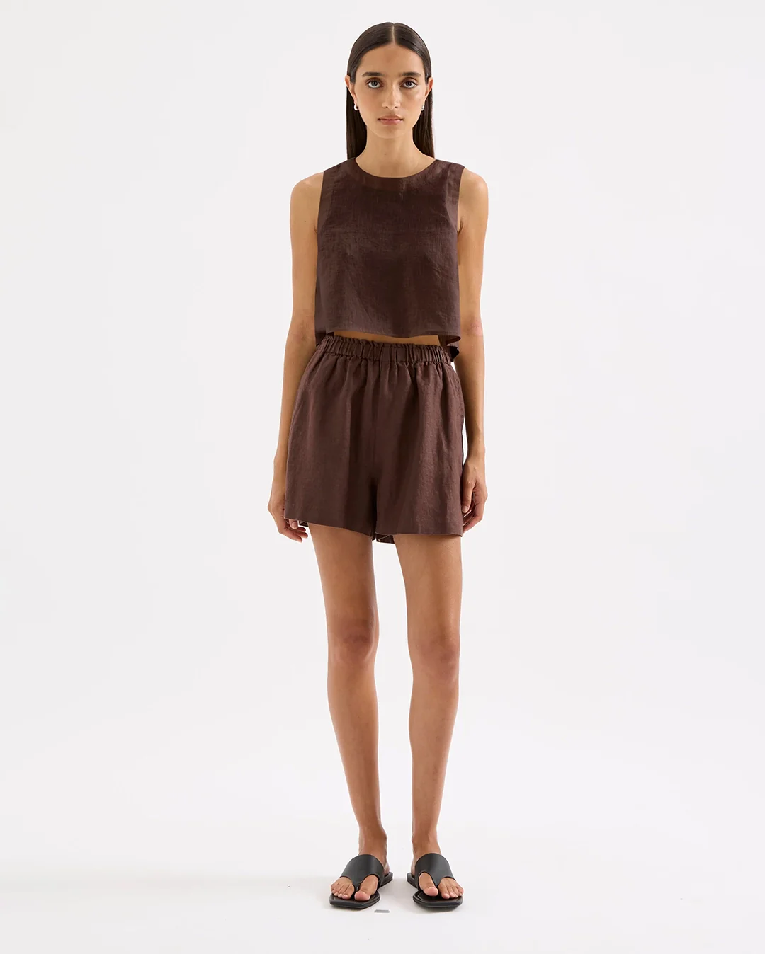 Theo Linen Short - Chocolate - Image 2