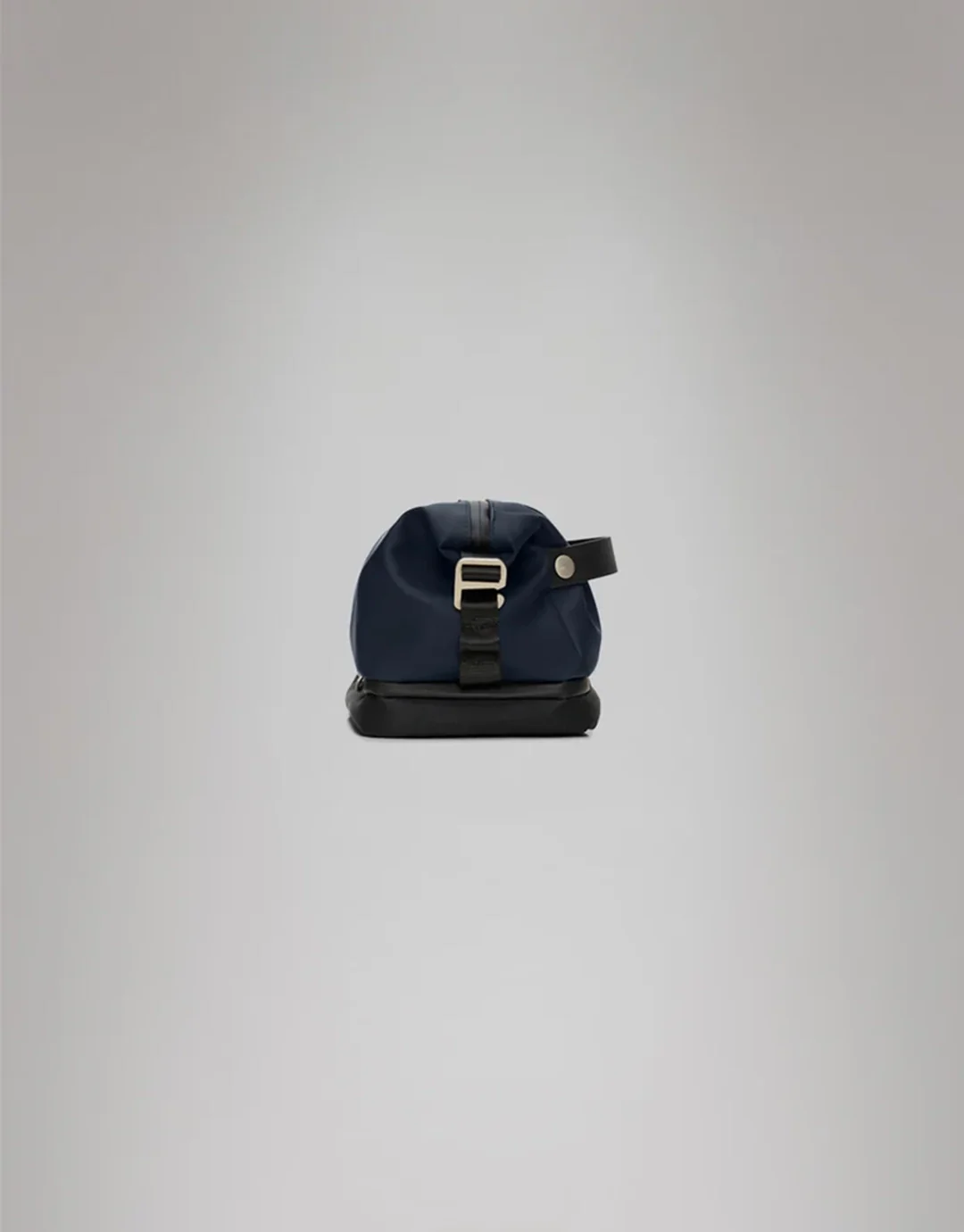 Otaru Wash Bag W3 - Navy - Image 6