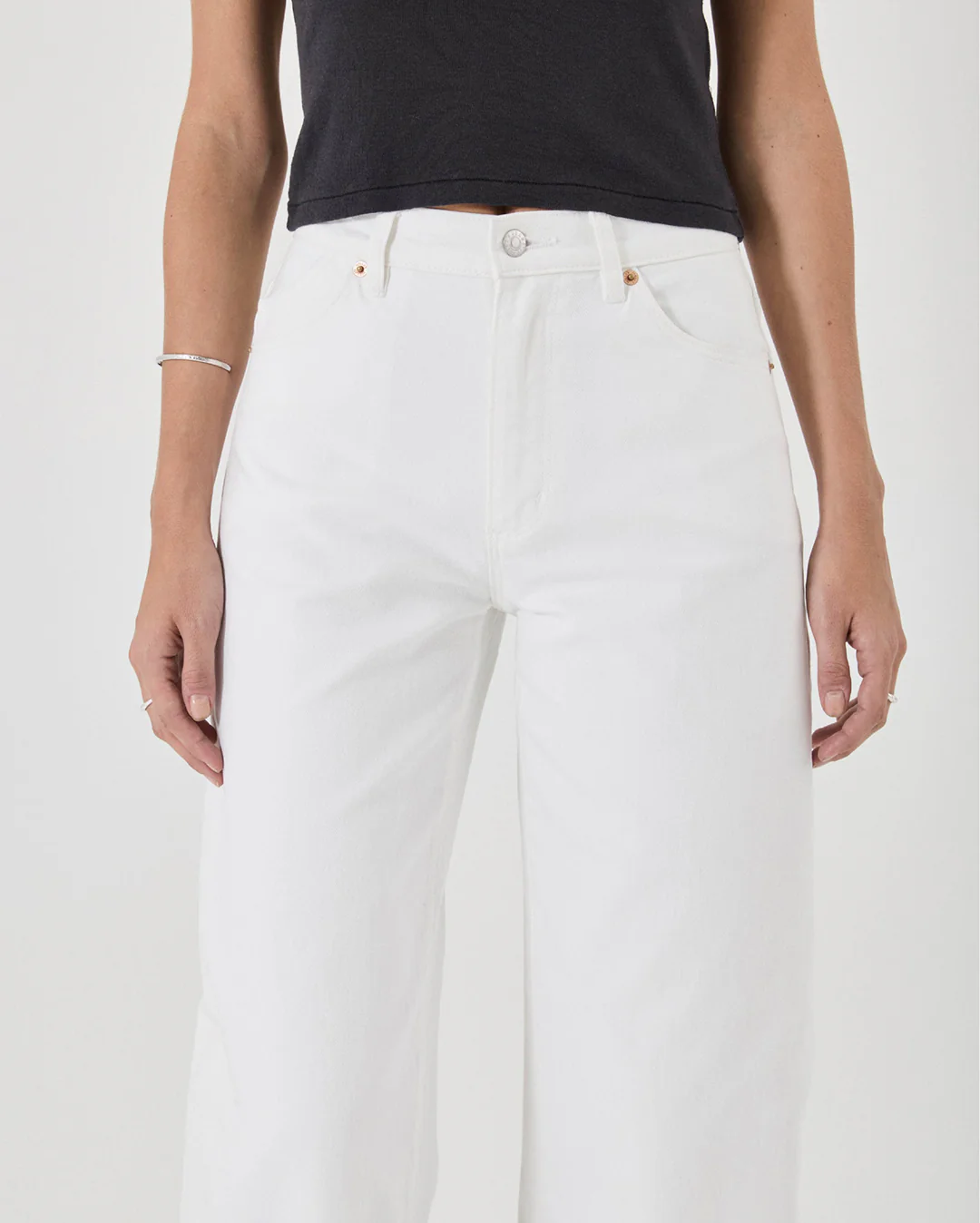 Gigi Barrel Denim Jeans - Vintage White - Image 3