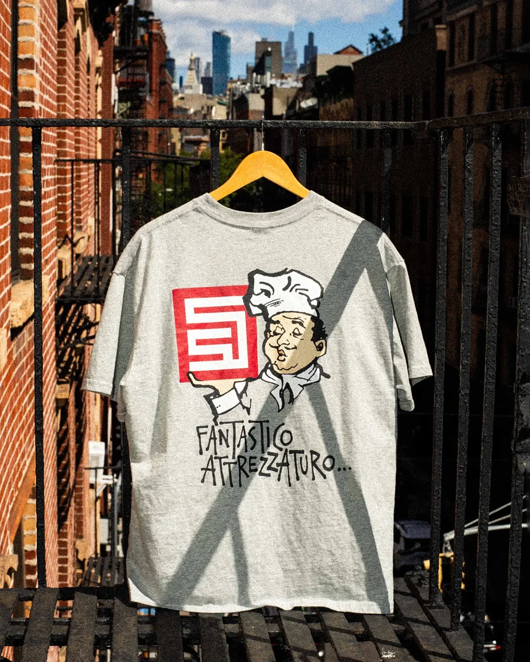 Fantastico T-Shirt - Grey Heather - Image 5
