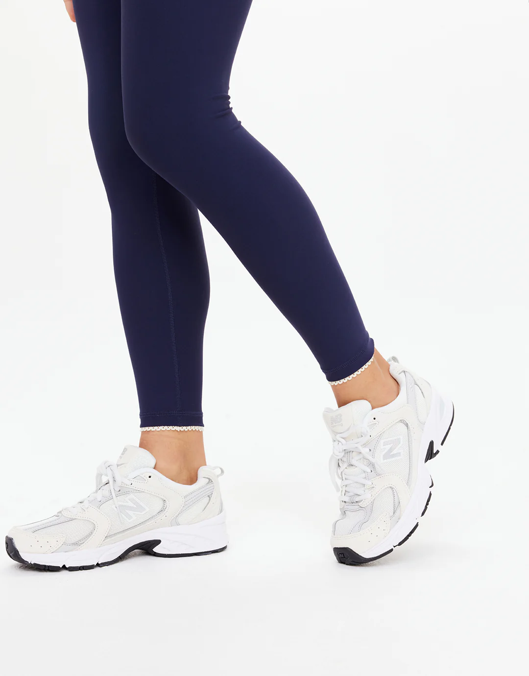 Maison 25IN Midi Pant - Navy - Image 6