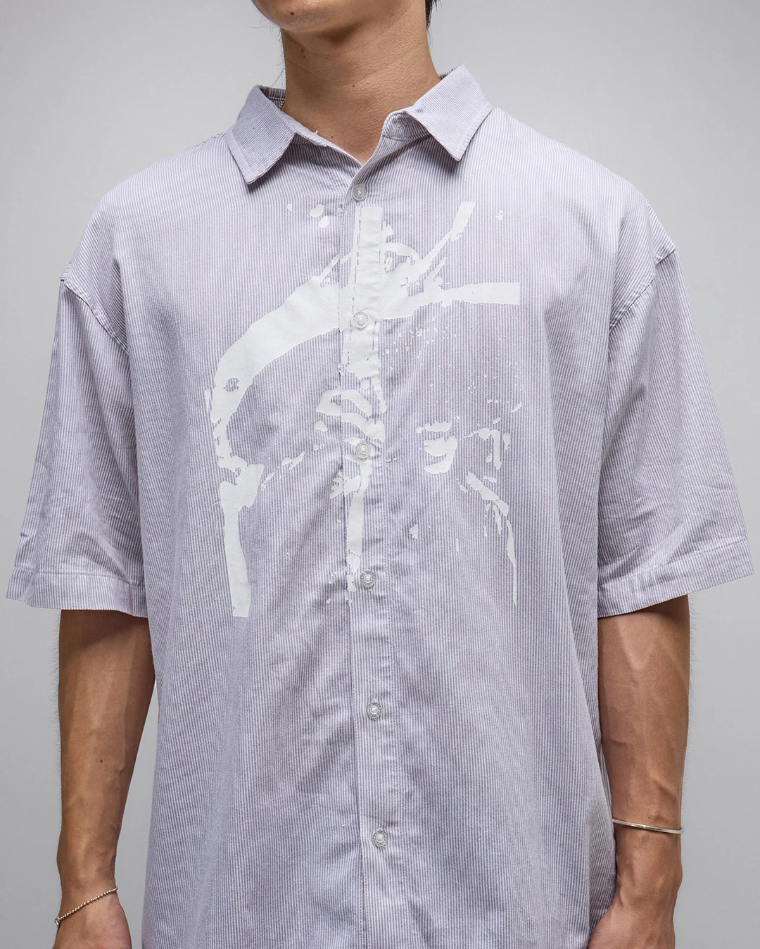 Vivian Boxy Stripe Short Sleeve Shirt - Grey - Image 6